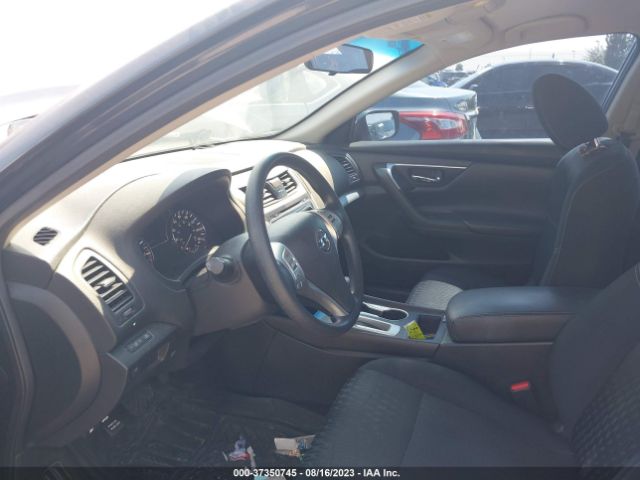 1N4AL3AP2HN353935 Nissan Altima 2.5 S