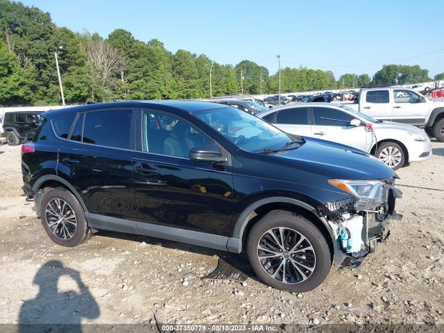 2018 TOYOTA RAV4 LE VIN: 2T3ZFREV6JW501440