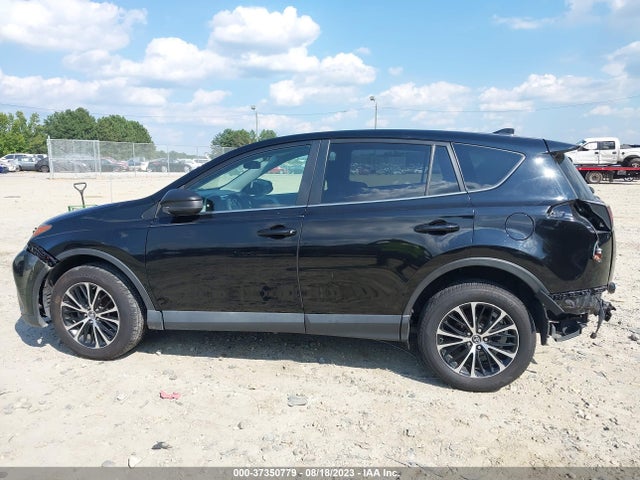 2018 TOYOTA RAV4 LE VIN: 2T3ZFREV6JW501440