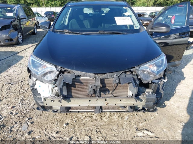 2018 TOYOTA RAV4 LE VIN: 2T3ZFREV6JW501440