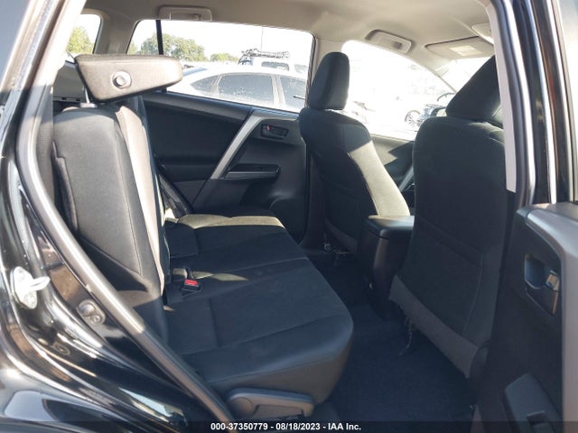2018 TOYOTA RAV4 LE VIN: 2T3ZFREV6JW501440