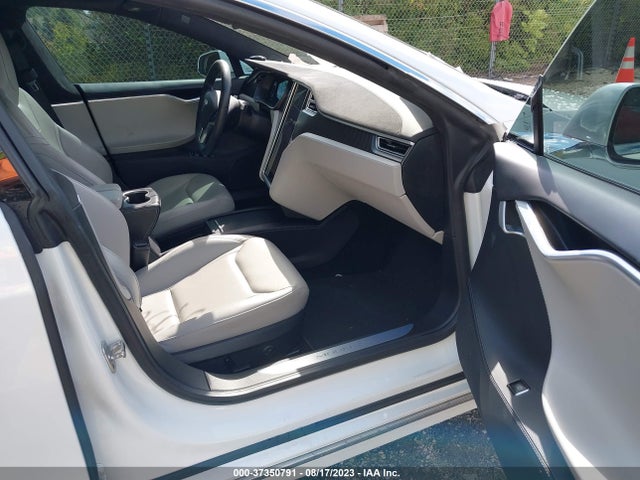 Tesla Model S 75d 2016 5YJSA1E20GF155102 Image 5
