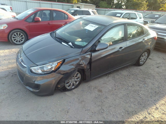 Hyundai ACCENT SE 2017 KMHCT4AE8HU193827 Image 2