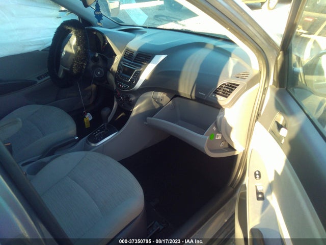 Hyundai ACCENT SE 2017 KMHCT4AE8HU193827 Image 5
