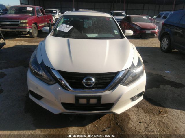 1N4BL3AP1HC276720 Nissan Altima 3.5 Sl