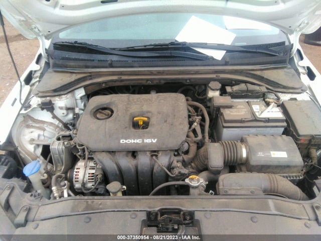 Hyundai ELANTRA SE 2017 5NPD74LF3HH096094 Image 12