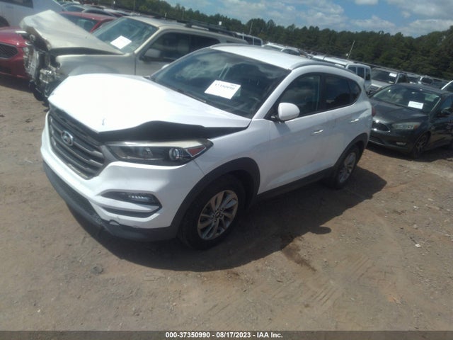 Hyundai TUCSON SE 2016 KM8J3CA4XGU074362 Image 2