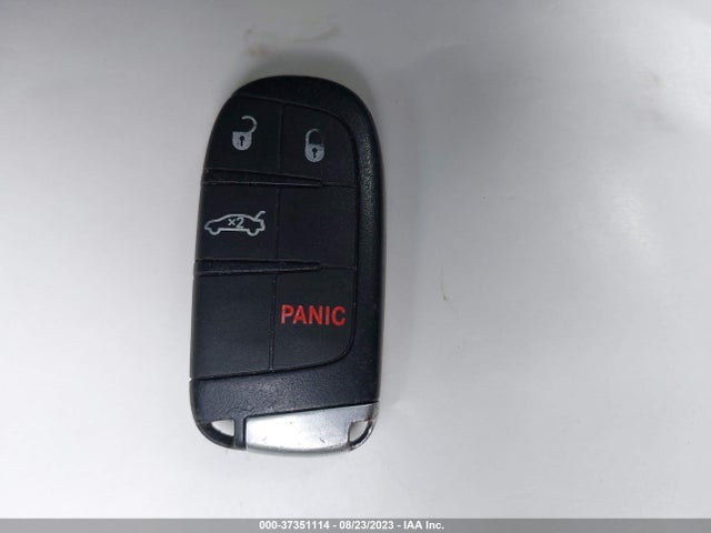 Chrysler 200 Limited 2016 1C3CCCAB0GN159530 Image 3