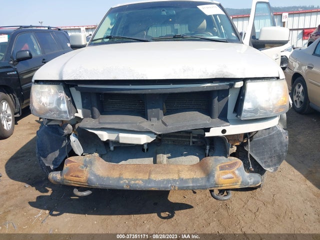 2005 FORD EXPEDITION LIMITED VIN: 1FMFU20595LB00525