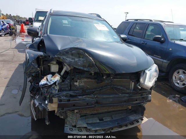 2017 NISSAN ROGUE SV VIN: KNMAT2MV4HP540208