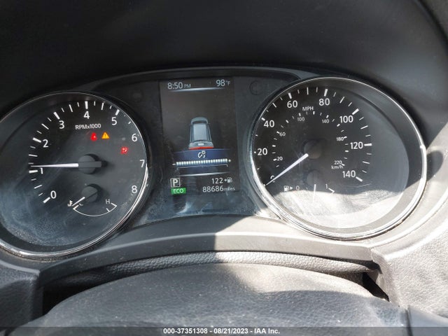 2017 NISSAN ROGUE SV VIN: KNMAT2MV4HP540208
