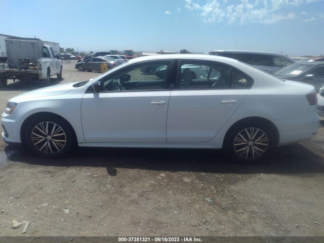3VWDB7AJ1JM223848 Volkswagen Jetta 1.4t