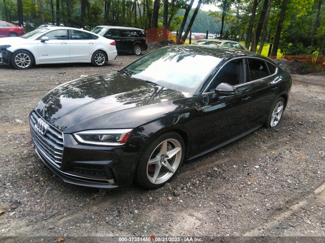 WAUENCF56JA099945 Audi A5 Sportback Premium Plus