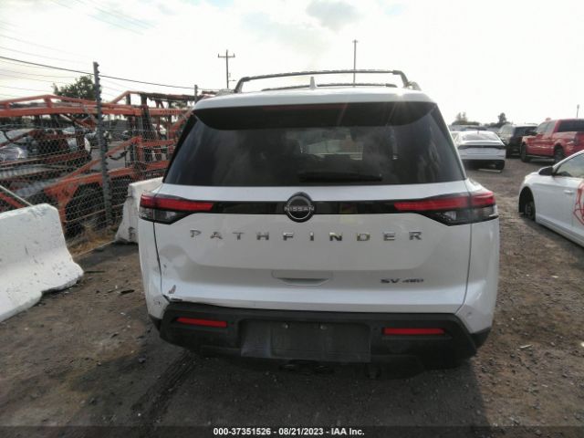 5N1DR3BD8NC272953 Nissan Pathfinder Sv