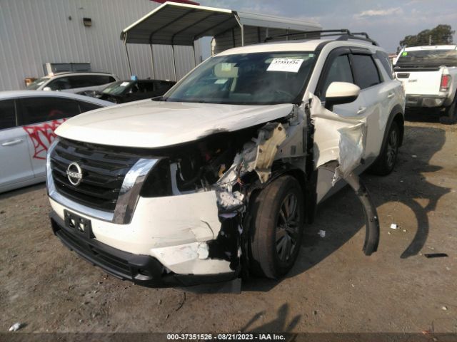 5N1DR3BD8NC272953 Nissan Pathfinder Sv