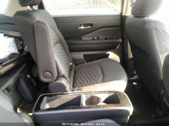 5N1DR3BD8NC272953 Nissan Pathfinder Sv