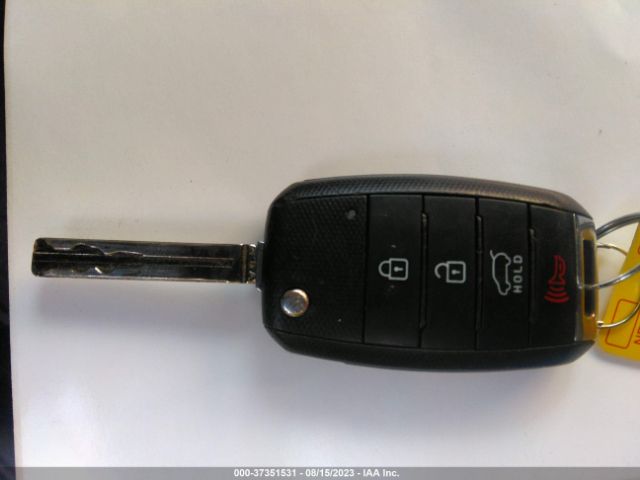 KNDJP3A59E7085396 KIA SOUL +