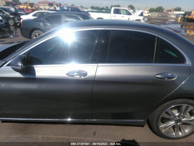 55SWF4JB8JU264875 Mercedes-Benz C-class C 300