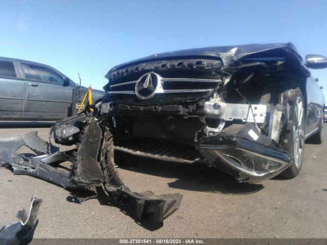 55SWF4JB8JU264875 Mercedes-Benz C-class C 300