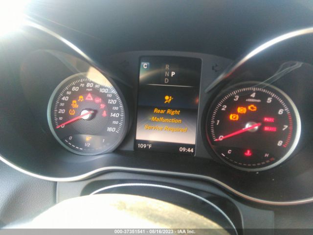 55SWF4JB8JU264875 Mercedes-Benz C-class C 300