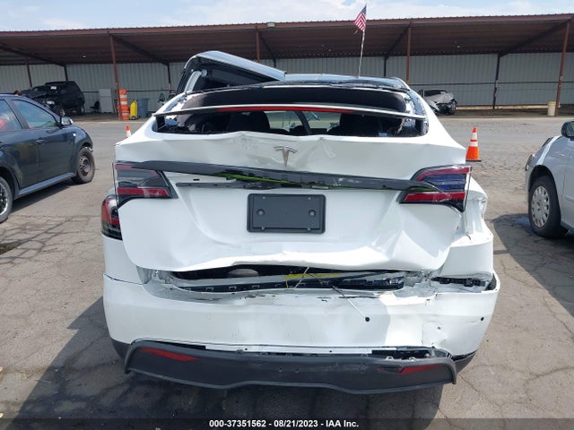 Tesla MODEL X 2023 7SAXCAE54PF365943 Image 8