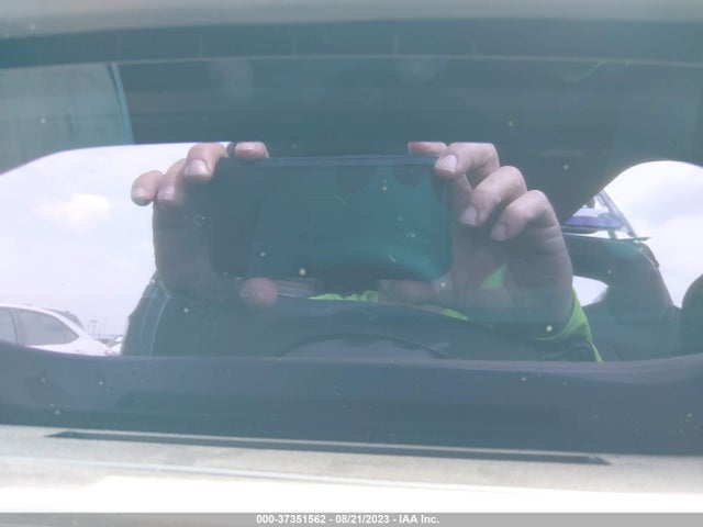 Tesla MODEL X 2023 7SAXCAE54PF365943 Image 9