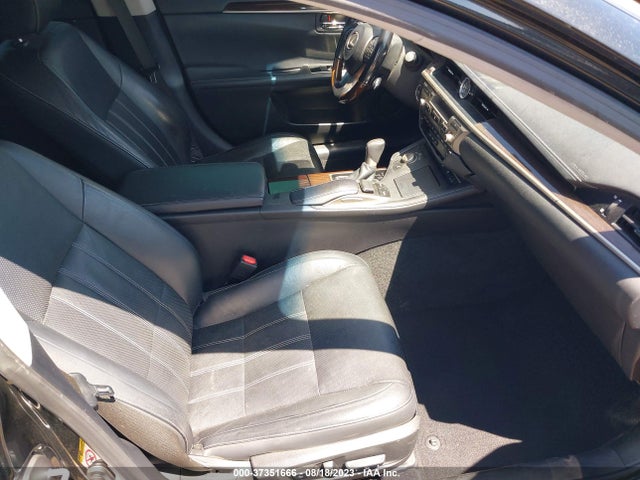 JTHBK1GG8G2224853 Lexus ES 350