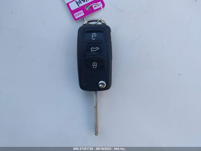 3VWD17AJ6GM393585 Volkswagen Jetta Sedan 1.8t Sport