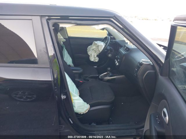 KNDJP3A56E7028993 KIA SOUL +