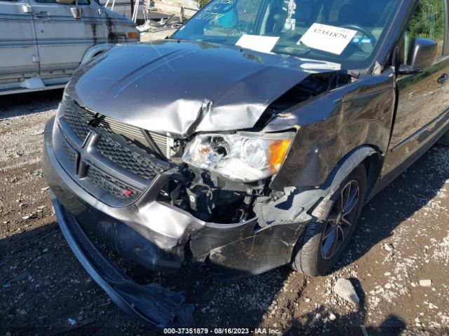 2C4RDGCG4HR817714 Dodge Grand Caravan Sxt