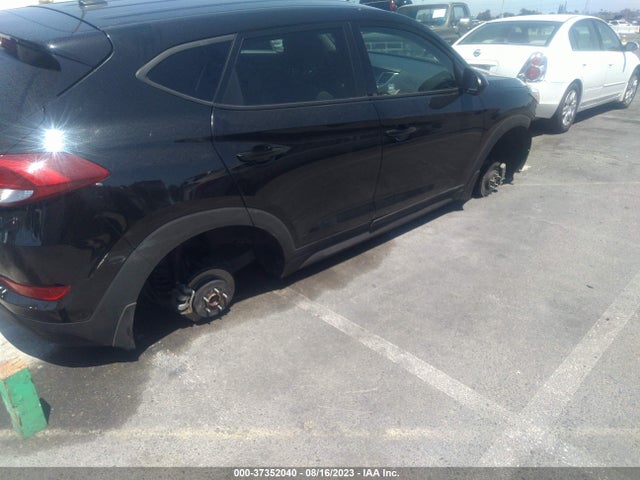 Hyundai TUCSON SE 2017 KM8J23A49HU555885 Image 6