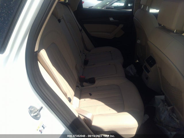 WA1BAAFYXM2013044 Audi Q5 Premium Plus