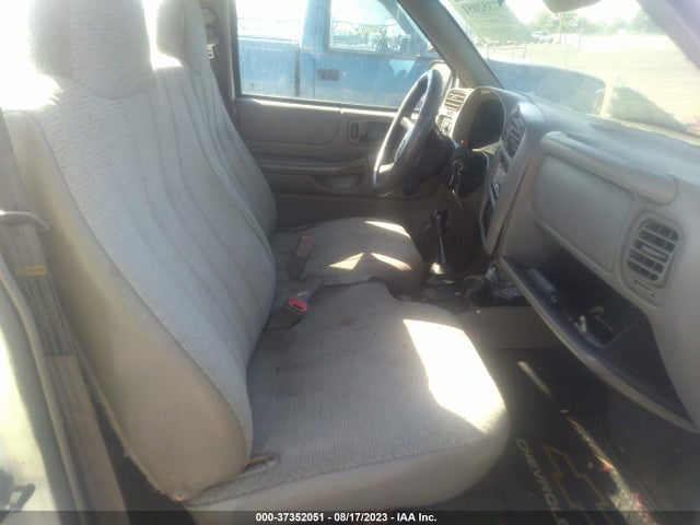 2001 CHEVROLET S-10 VIN: 1GCCS145418214477