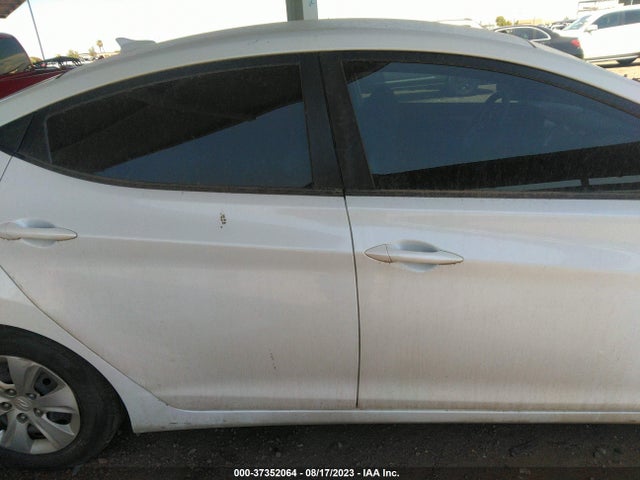 Hyundai ELANTRA SE 2016 5NPDH4AE9GH673278 Image 4