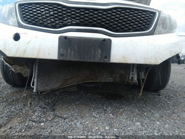 KNAGM4A79F5584333 KIA Optima Lx