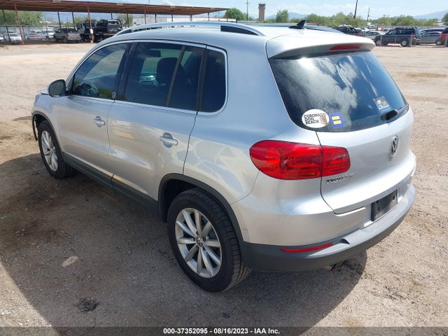 WVGRV7AXXHW506176 Volkswagen Tiguan Wolfsburg Edition