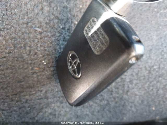 Toyota Rav4 Limited 2016 2T3DFREV7GW501997 Image 11