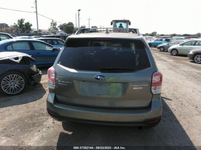 JF2SJAJC6HH812227 Subaru Forester Limited