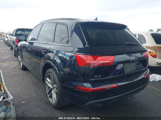 WA1VAAF72JD015049 Audi Q7 Prestige