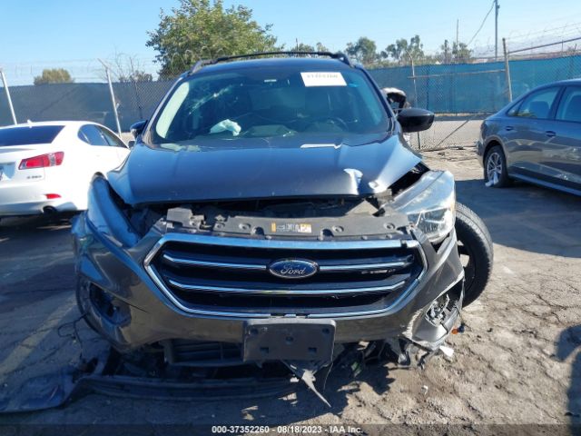 1FMCU0GD2KUA42106 Ford ESCAPE SE