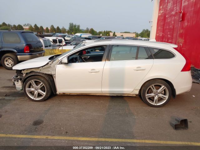 YV140MSK4H1371248 Volvo V60 Premier