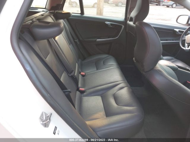 YV140MSK4H1371248 Volvo V60 Premier