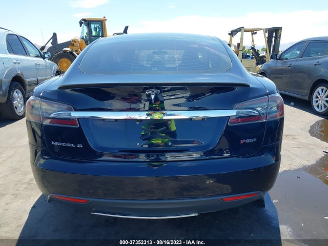 2013 TESLA MODEL S PERFORMANCE VIN: 5YJSA1DP7DFP17067