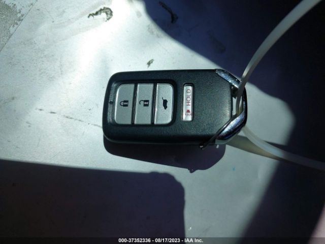 5FNYF6H10KB039631 Honda PILOT LX