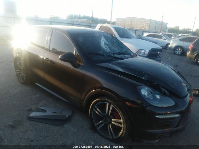 2013 PORSCHE CAYENNE WP1AD2A29DLA70202 Photo 0