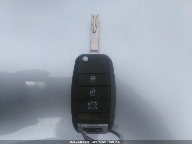 KIA Optima Lx 2016 5XXGT4L35GG061307 Image 11