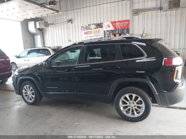1C4PJLCB1KD474156 Jeep Cherokee Latitude