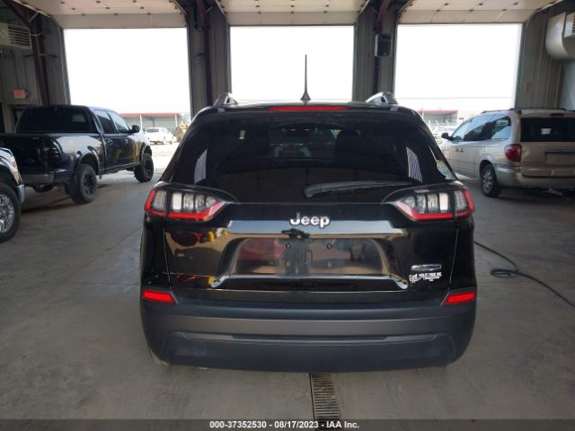 1C4PJLCB1KD474156 Jeep Cherokee Latitude