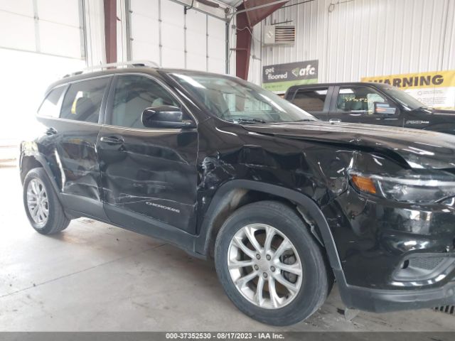 1C4PJLCB1KD474156 Jeep Cherokee Latitude