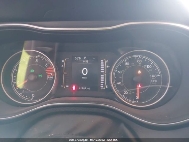 1C4PJLCB1KD474156 Jeep Cherokee Latitude